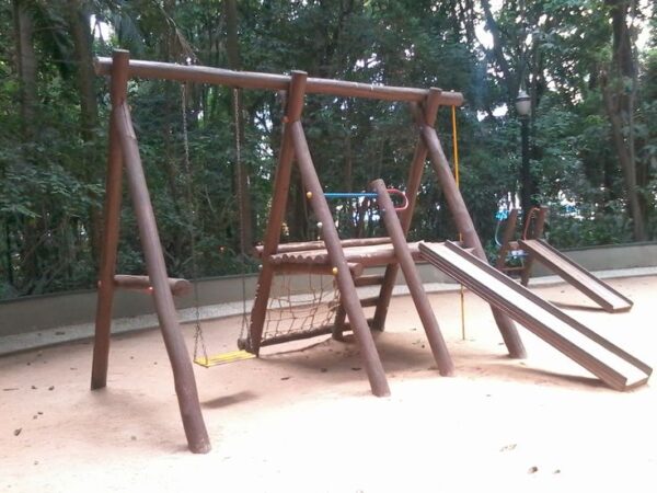 playground de madeira infantil baixo