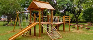 playground de madeira infantil completo