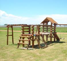 playground de madeira infantil ecologico